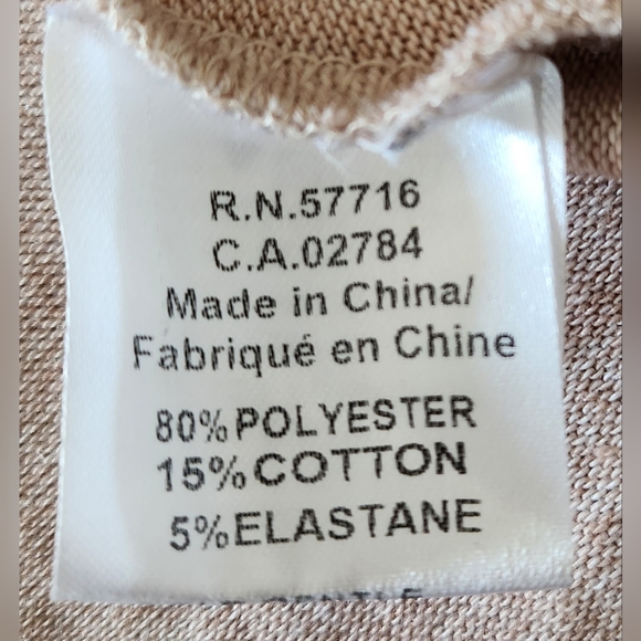 Chic Pale Pink V-Neck Tunic Top with Slit Bat Sleeves and Built-in Choker - Picture 9 of 10